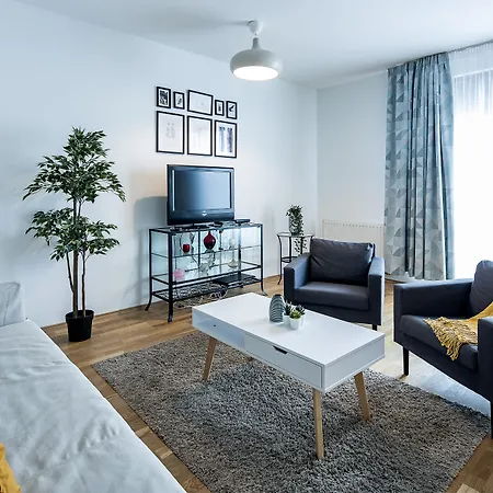 Vagabond Downtown 4*