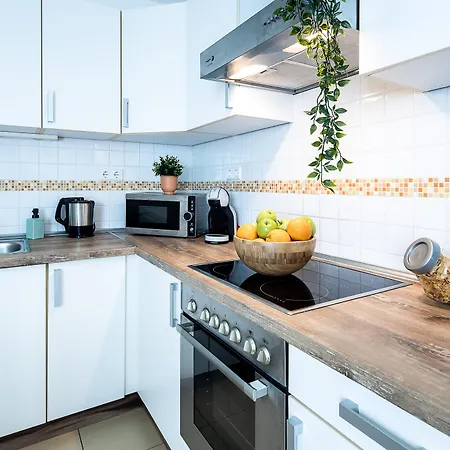 Vagabond Downtown Aparthotel 4*
