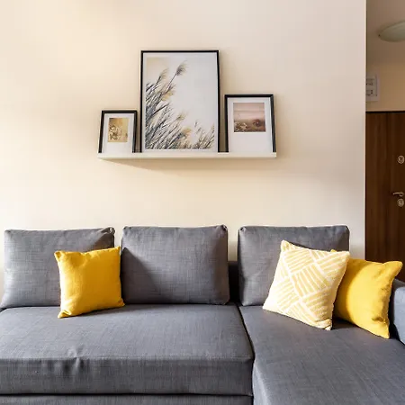 Vagabond Downtown 4*