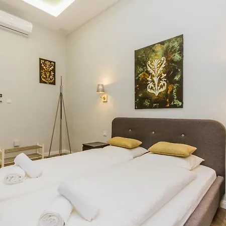 Apartament Bengt Kiraly Str.