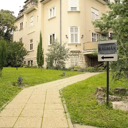 Kalmar Panzio Bed & Breakfast Budapest