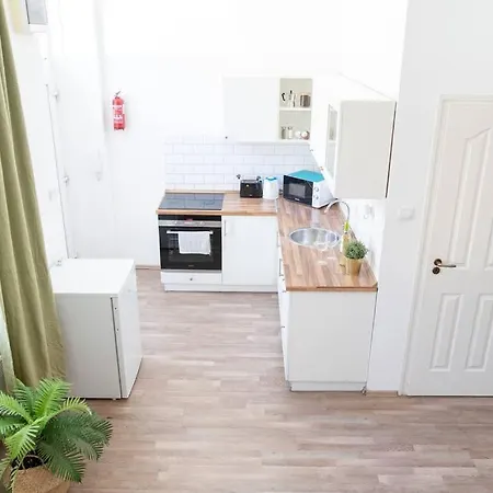 N28 Next To Andrassy Boulevard. Apartment