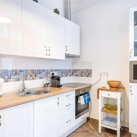 Blue Diamond Budapest