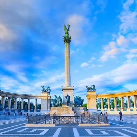 Rozsa 55 * Budapeste