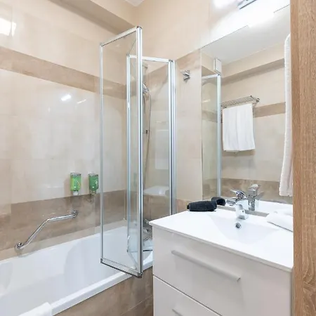 Cherry Residence, Palace Quarter 3* Budapest