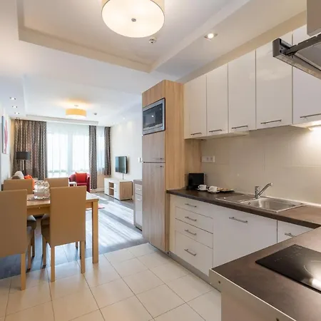 Cherry Residence, Palace Quarter