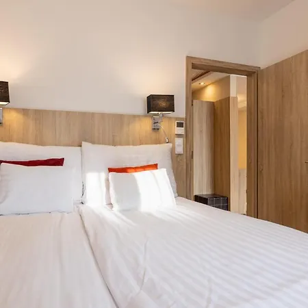Cherry Residence, Palace Quarter Hotel 3*