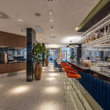 Hotel Cherry Residence, Palace Quarter