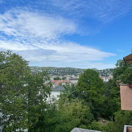 Apartment Sunhill Buda Centre