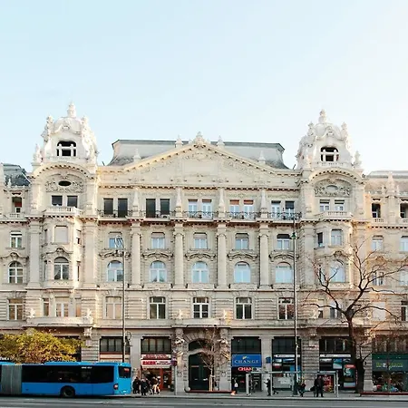 Giselle Vintage Doubles - Adults Only * Budapest