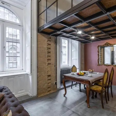 Apartment The Address Loft 22ppl Budapest