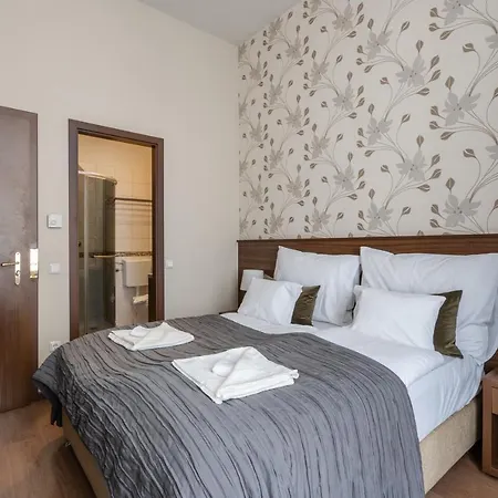 Elit Boutique Rooms- Location by bqa Hotel