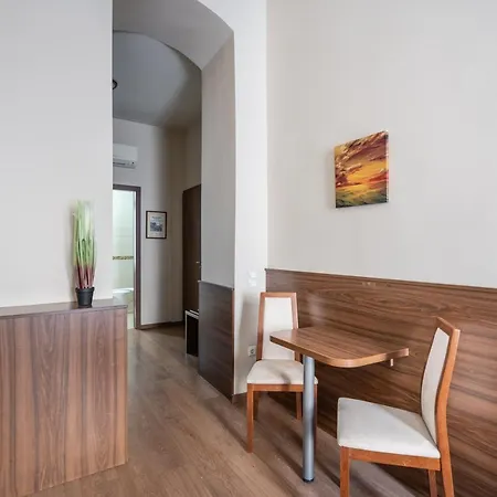 Elit Boutique Rooms- Location by bqa Budapest