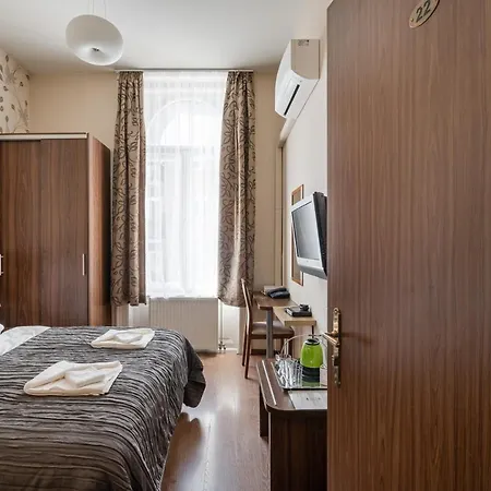 Elit Boutique Rooms- Location by bqa * Budapest
