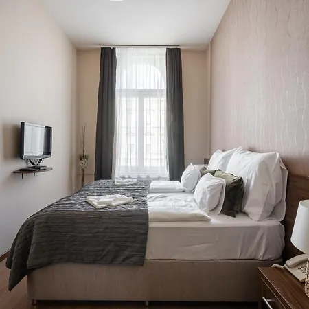 Elit Boutique Rooms- Location by bqa * Budapest