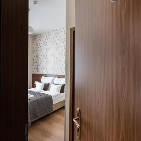 Elit Boutique Rooms- Location by bqa Budapest