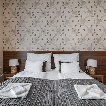 Elit Boutique Rooms- Location by bqa Hotel *