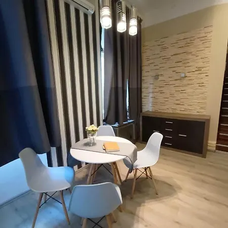 Blaha Deluxe Apartment