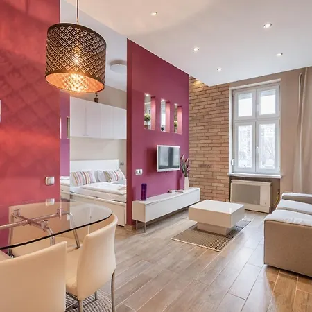 Pink Secrets Apartment *
