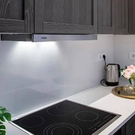 Appartement Luxury Elizabeth Next To The New York Café