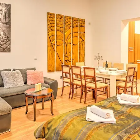 Apartment Capital *