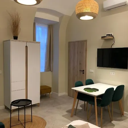 Apartment In Iv. *