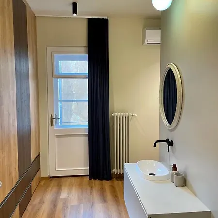 Dohany Utca 1b ,luxury In Center Apartment *