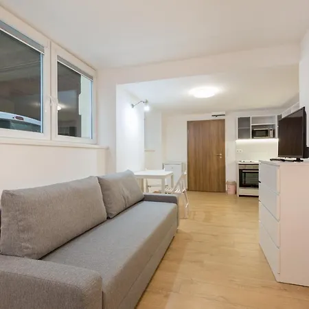 Minimalist Styled Tiny Ap @new York Cafe Apartment Budapest