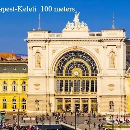 Homestay Center 5 Private For 19 People Budapest