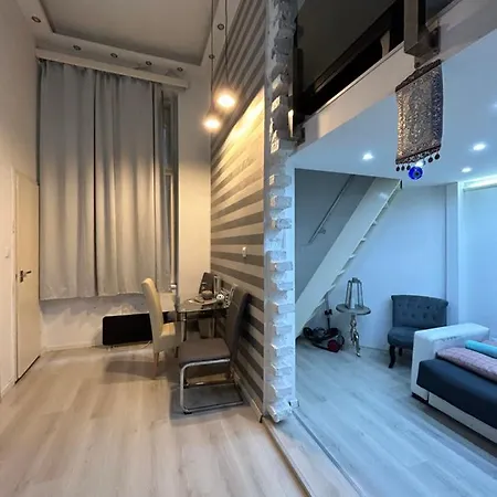 Roland Downtown - Akacfa Apartment Budapest