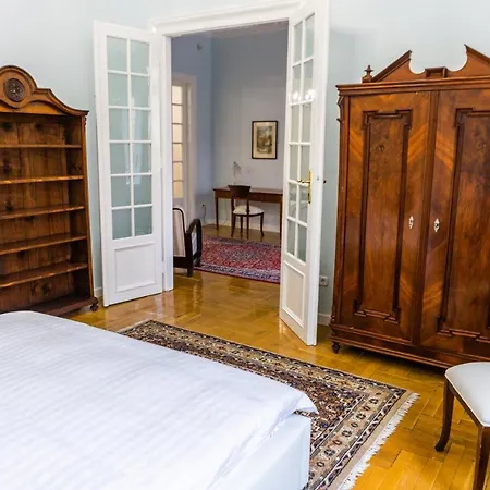 Apartmán Luxury Downtown 3 Bedroom By Synagoge With Beautiful View Budapešť