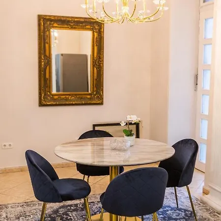 Apartmán Luxury Downtown 3 Bedroom By Synagoge With Beautiful View