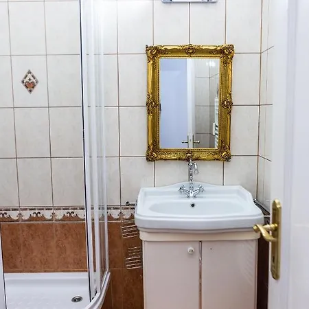 Luxury Downtown 3 Bedroom By Synagoge With Beautiful View Apartmán