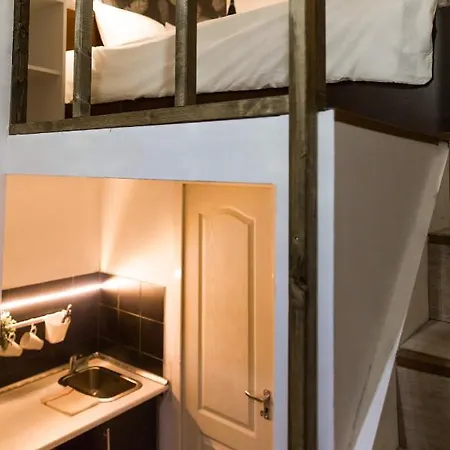 Central Budget Lofts