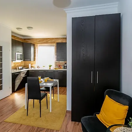 King Street Center Apartment