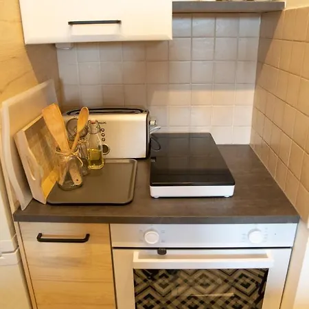 953 - Your Peace Of Mind, Ac & Parking Apartmán *