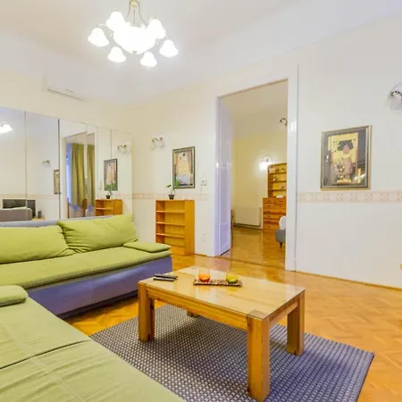 Friend Of Deak Ferenc Apartment Budapest