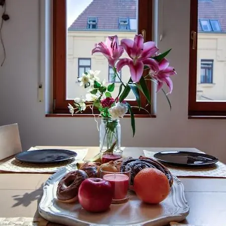 Apartment Grand Adventure In *