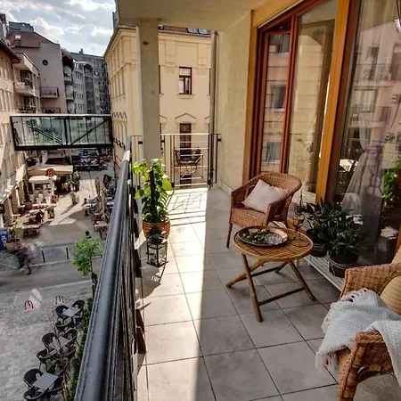 Apartment Grand Adventure In *