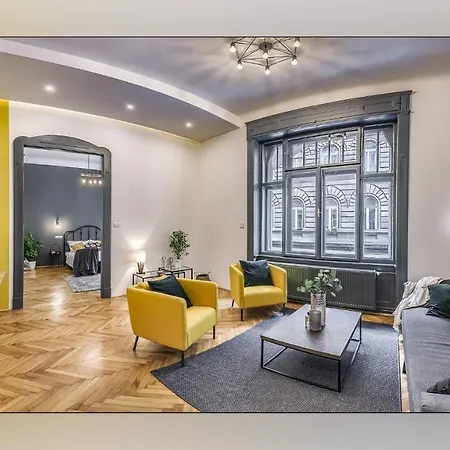 Spacious Luxury 2br In Downtown - Ora * Budapest