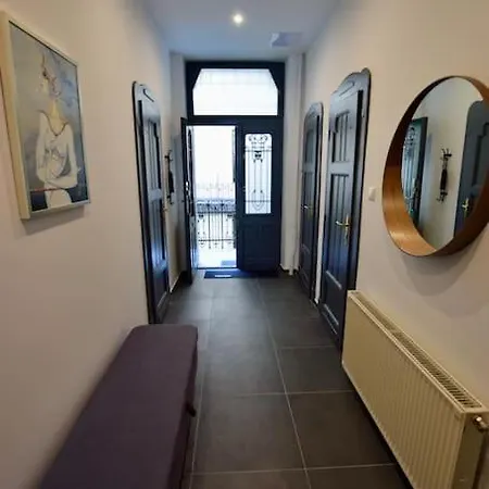 Spacious Luxury 2br In Downtown - Ora *