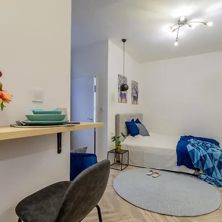 Blue Lagoon Apartment