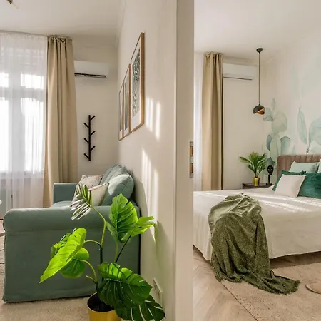Blue Lagoon Apartment
