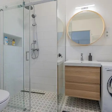 Blue Lagoon Apartment
