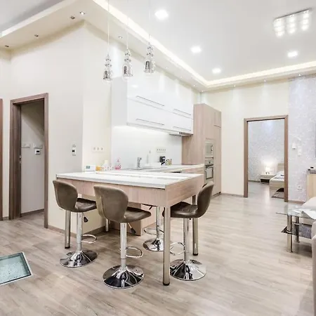 Apartment Szalag Utca 6 Luxurious Flat Castle District