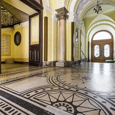Krudy Gyula Stunning Fancy Downtown Spot With 2 Br