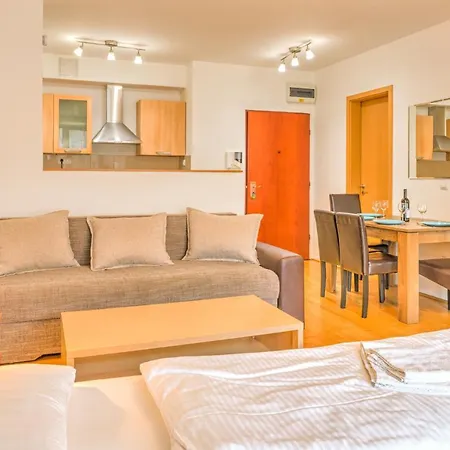 City Central Apartments Apartment