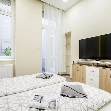 Szalag Utca 6 Luxurious Flat Castle District