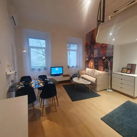 Petofi With Air Condition Apartment *