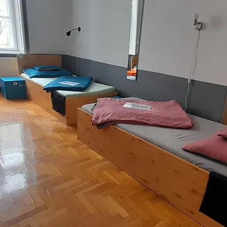 B3 Apartment *